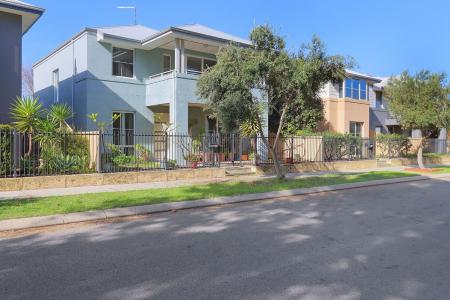 52 Waterfront Parkway, Shoalwater, WA 6169, Australia