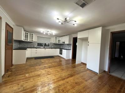 13 Claire Avenue, Morphett Vale, SA 5162, أستراليا
