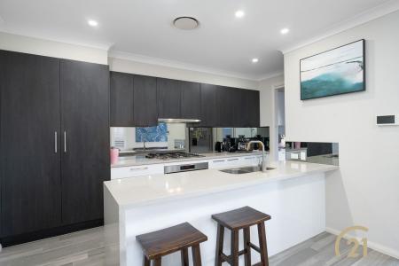 76 Passendale Road, Edmondson Park, NSW 2174, オーストラリア