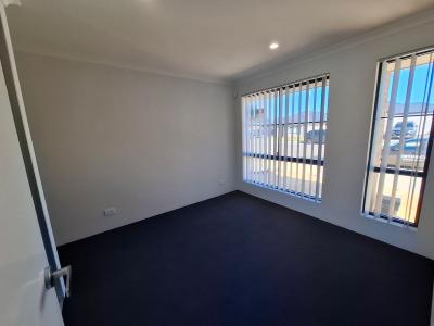 12 Hopetoun Drive, Eglinton, WA 6034, Australia