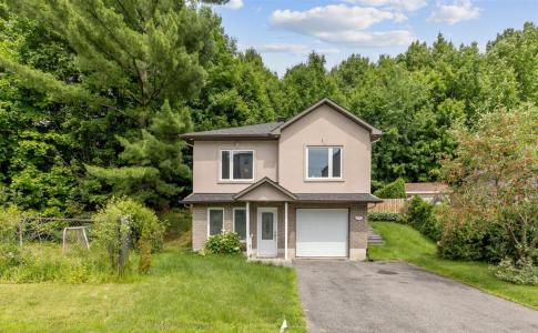 652 Rue Lafrance, Gatineau (Gatineau), 퀘벡주 J8R 4C1, 캐나다