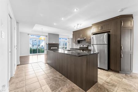 1240  Ch. d'Aylmer, Gatineau (Aylmer), Quebec J9A 0C5, Canadá