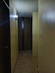 Avenida Universidad, CR Los Pajaros Piso 2 Apto. 2-B,, Maturín, Monagas 6201, Venezuela