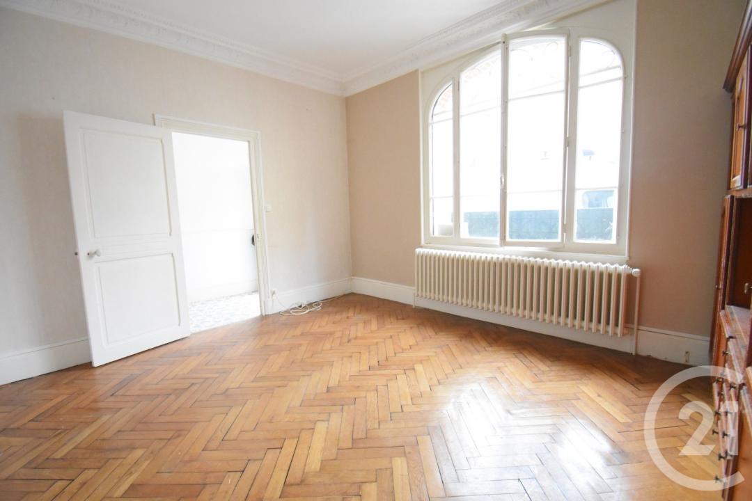 Vichy, Auvérnia 03200, França