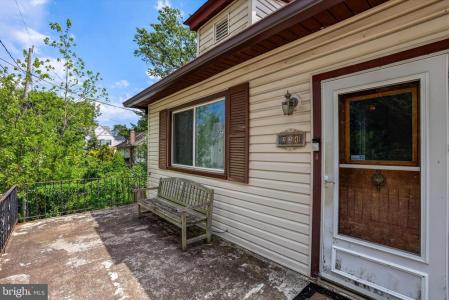 224 Walling Place, North Middletown, NJ 07748, USA