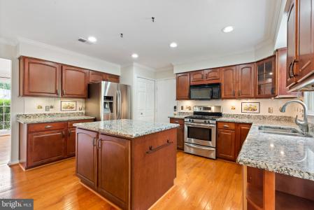 4970 Manor House Court, Woodbridge, バージニア 22193, アメリカ合衆国