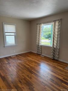 2053 E Whittemore Avenue, Burton, Michigan 48529, États-Unis