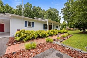 1630 Ploughboy Lane, Winston-Salem-, North Carolina 27103