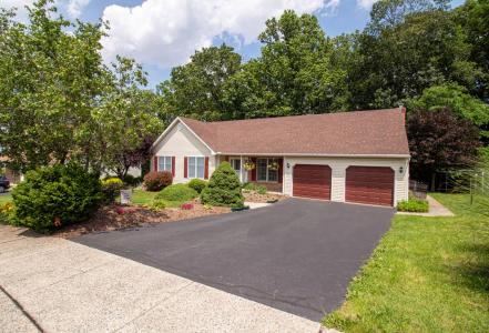 2707 Beacon Dr, Sinking Spring, Pennsylvania 19608, Stati Uniti