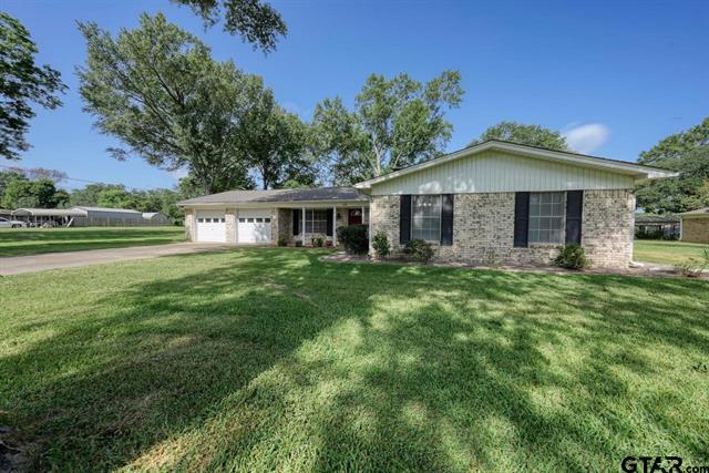 216 Helen Drive, Lindale, Texas 75771