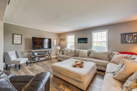 5116 Waterford Drive, Kingsport, Tennessee 37664, États-Unis