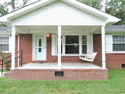 1304 Oak Drive, Manchester, テネシー 37355, アメリカ合衆国