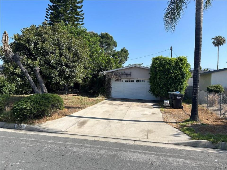 1021 E Gaillard St, Azusa, California 91702