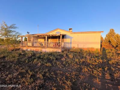 24055 N State Route 89, Paulden, Arizona 86334, USA