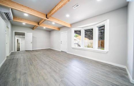 26 E 3rd Ave, Kennewick, ワシントン 99337, アメリカ合衆国