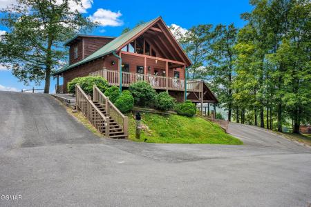 2491 Black Bear Ridge Way, Sevierville, Теннесси 37862, Соединенные Штаты