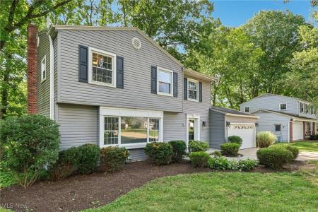 2331 Woodpark Road, Fairlawn, אוהיו 44333, ארצות הברית של אמריקה