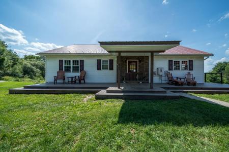 481 Case Road, Sayre, Pennsylvania 18840, USA
