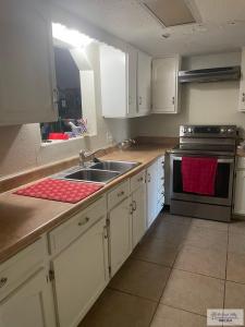 2402 Ed Carey Dr #33, Harlingen, Texas 78550, USA