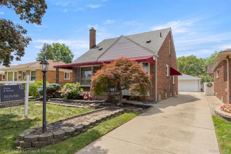 7146 Luana Avenue, Allen Park, Michigan 48101, États-Unis
