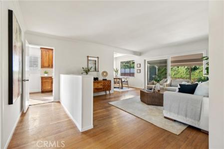 14819 San Feliciano Drive, La Mirada, Kaliforniya 90638, Amerika Birleşik Devletleri