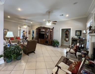 725 MARLENE Drive, Gretna, Louisiane 70056, États-Unis