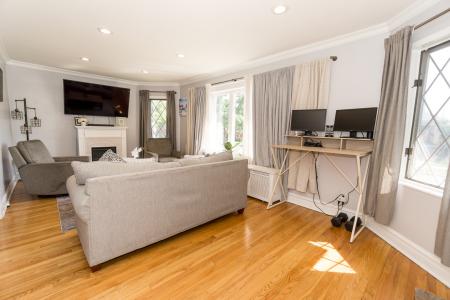 7851 W Oakleaf Avenue, Elmwood Park, Illinois 60707, Amerika Birleşik Devletleri
