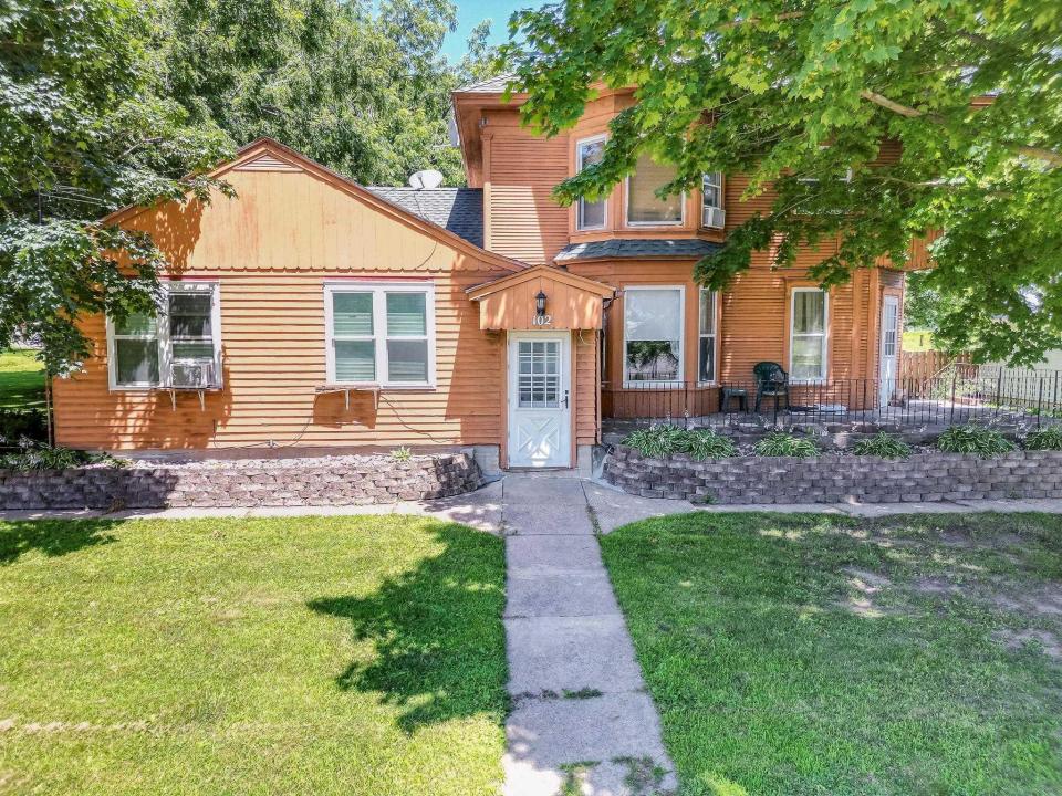 102 NW 9th Avenue, Waverly, Айова 50677, Соединенные Штаты