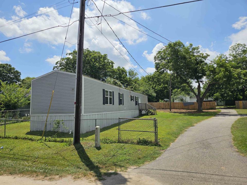 139 Martin St., Spartanburg, South Carolina 29301, USA