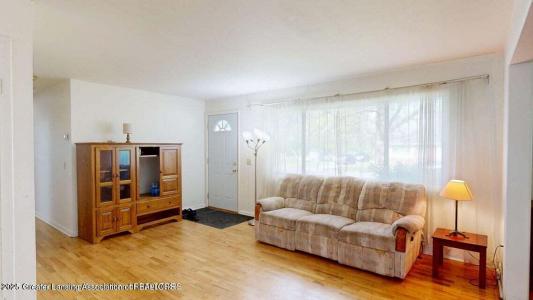 5120 Wardcliff Drive, East Lansing, Michigan 48823, États-Unis