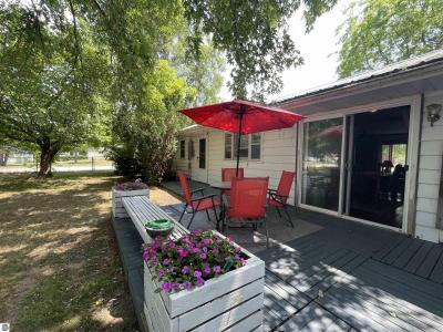 425 Orchard Avenue, Clare, Michigan 48617