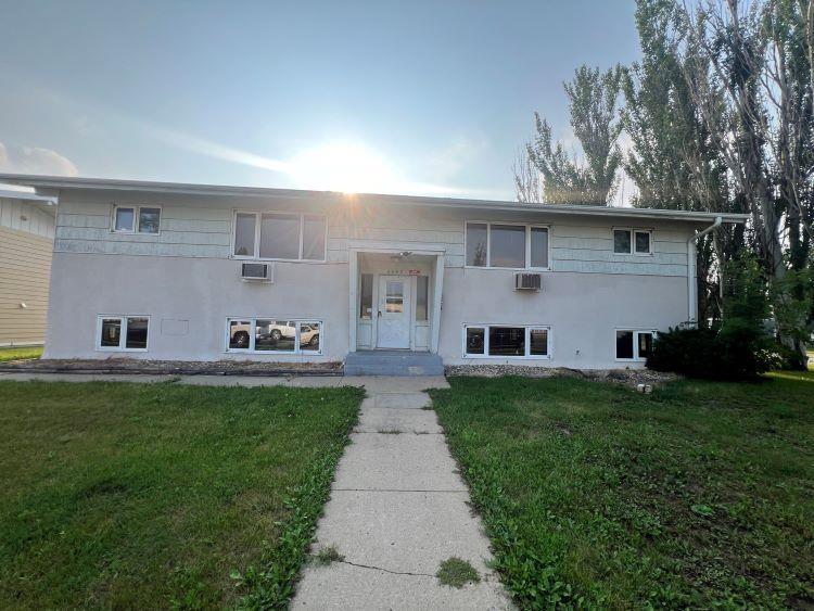 2047 NW 4th St , 4, Minot, North Dakota 58703, HOA KỲ