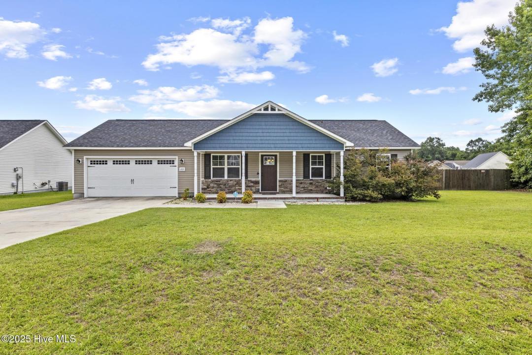 205 Peaceful Lane, Hubert, Caroline Du Nord 28539, États-Unis