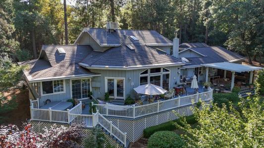 4205 Falcon Lane, Camino, California 95709
