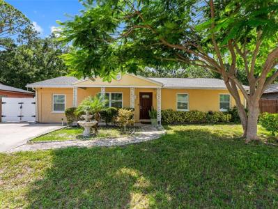 6416 Santa Monica Drive, Tampa, Florida 33615, USA