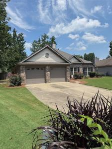 9081 Black Cherry Trail, Pike Road, Alabama 36064, Estados Unidos