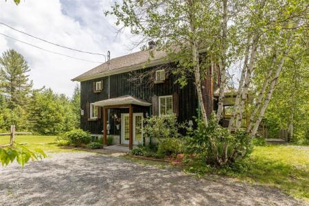 105 Rue des Riverains, Chertsey, Quebec J0K 3K0, Canada