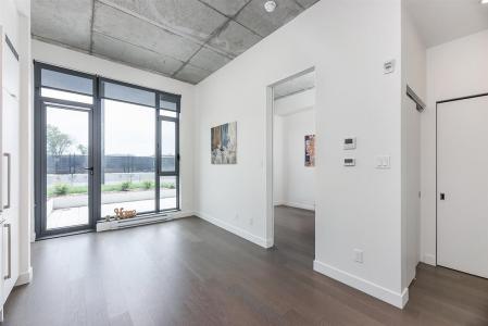 200  Boul. Marcel-Laurin, Montréal (Saint-Laurent), Quebec H4M 0B1, Kanada