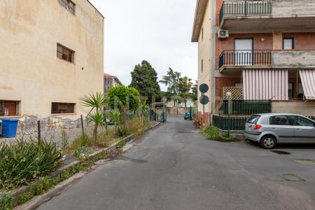 Via Rosolino Pilo, Motta Sant'Anastasia, Sicilia 95040, Ý