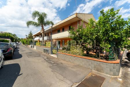 Via Vampolieri, Aci Catena, Sicilia 95022, Ý