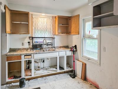20214 Concord Street, Detroit, Michigan 48234, USA