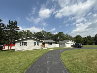 115 Washburn Street, Camp Douglas, 威斯康辛州 54618, 美国