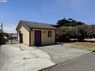 30388 HILLSIDE TER, Gold Beach, Oregon 97444, USA