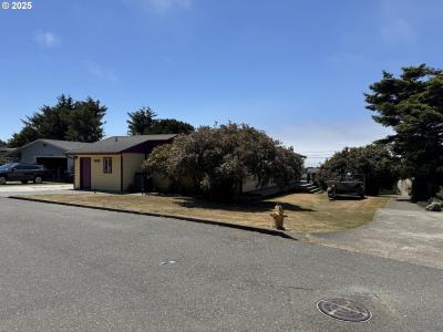 30388 HILLSIDE TER, Gold Beach, Oregon 97444
