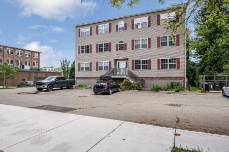 226 River St , 3, Haverhill, Massachusetts 01832, USA