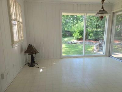 1115 W Maumee Street, Adrian, Michigan 49221, USA