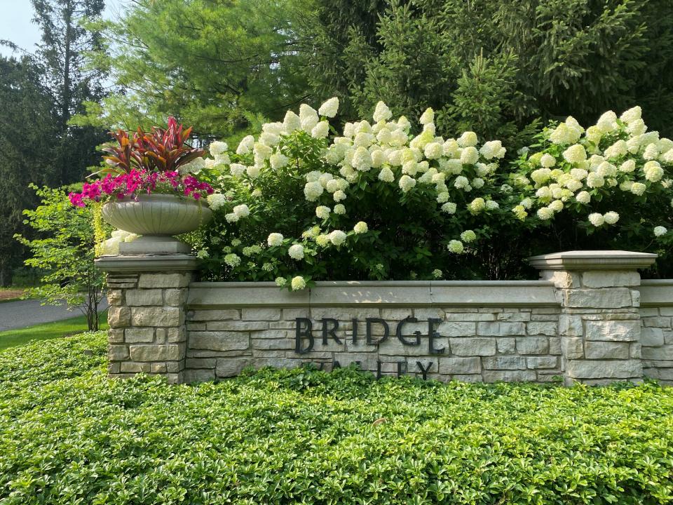 7795 Fieldstone RIdge, Clarkston, Michigan 48348, USA