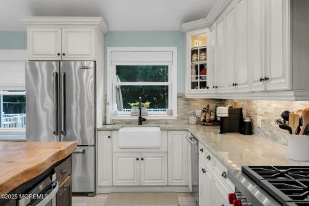 26 Herb Road, Middletown, New Jersey 07748, États-Unis