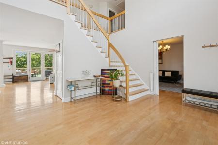 8 Skahen Drive, Tomkins Cove, New York 10986, USA