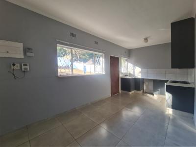 Hartbeespoort, North West, דרום אפריקה